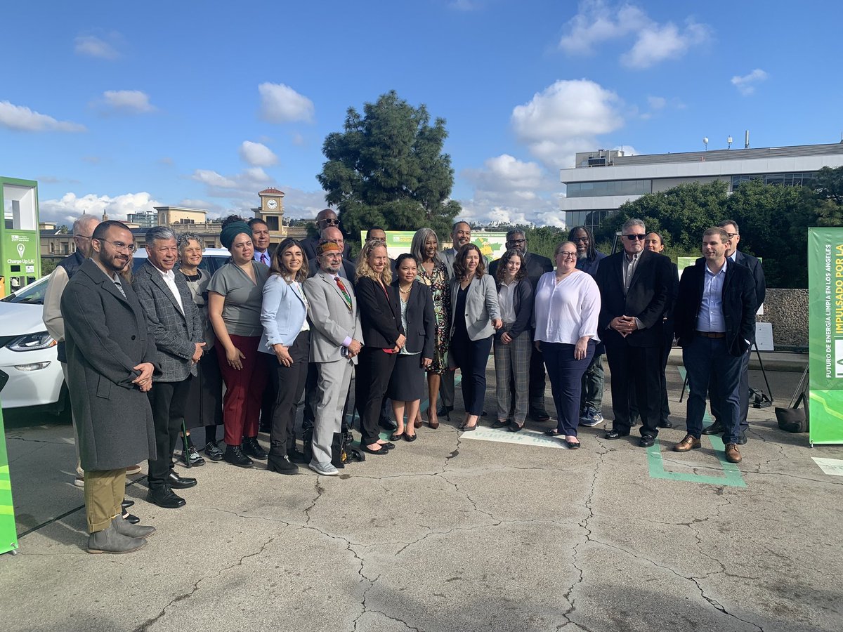 'We have a once-in-a lifetime opportunity to craft a grid that's both clean and fair, prioritizing local resilience, reliability, and affordability.' - We joined @LADWP today to release their LA100 Equity Strategies report. Here's to clean energy and a more equitable future!⚡️🚙