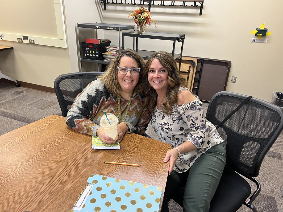 MrsMarshallTSC's tweet photo. @ConsciousD Jenny Barkac has had a busy 3 days filling our 🩷’s &amp; 🧠’s. We are grateful! @TSCBrainBrigade #TSCMind #CDatTSC https://t.co/dX5GZl7XTe