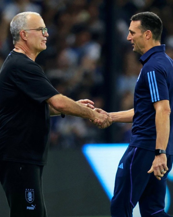 Sebaverr's tweet photo. Argentina se da el lujo de no tener a Bielsa como entrenador ha... @afa @TNTSportsAR https://t.co/XckZhlesEZ