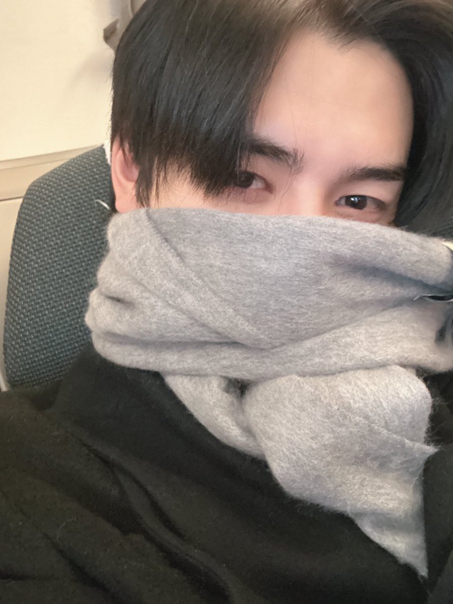 남친짤의 제왕
유사연애의 군림자
오빵이 제조기