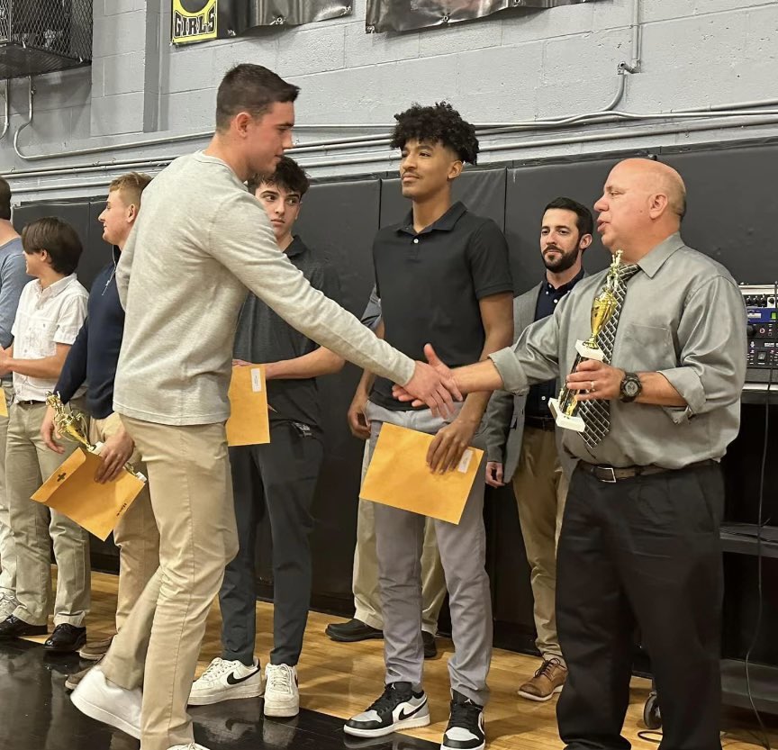 jackosullivan_8's tweet photo. Thank you to my coaches and my team for presenting me with the MVP award. It makes me feel proud for all the hard work put in this season. I am super proud of my team for playing with heart week after week. #GoldenKnights https://t.co/3pkoWyGgwF