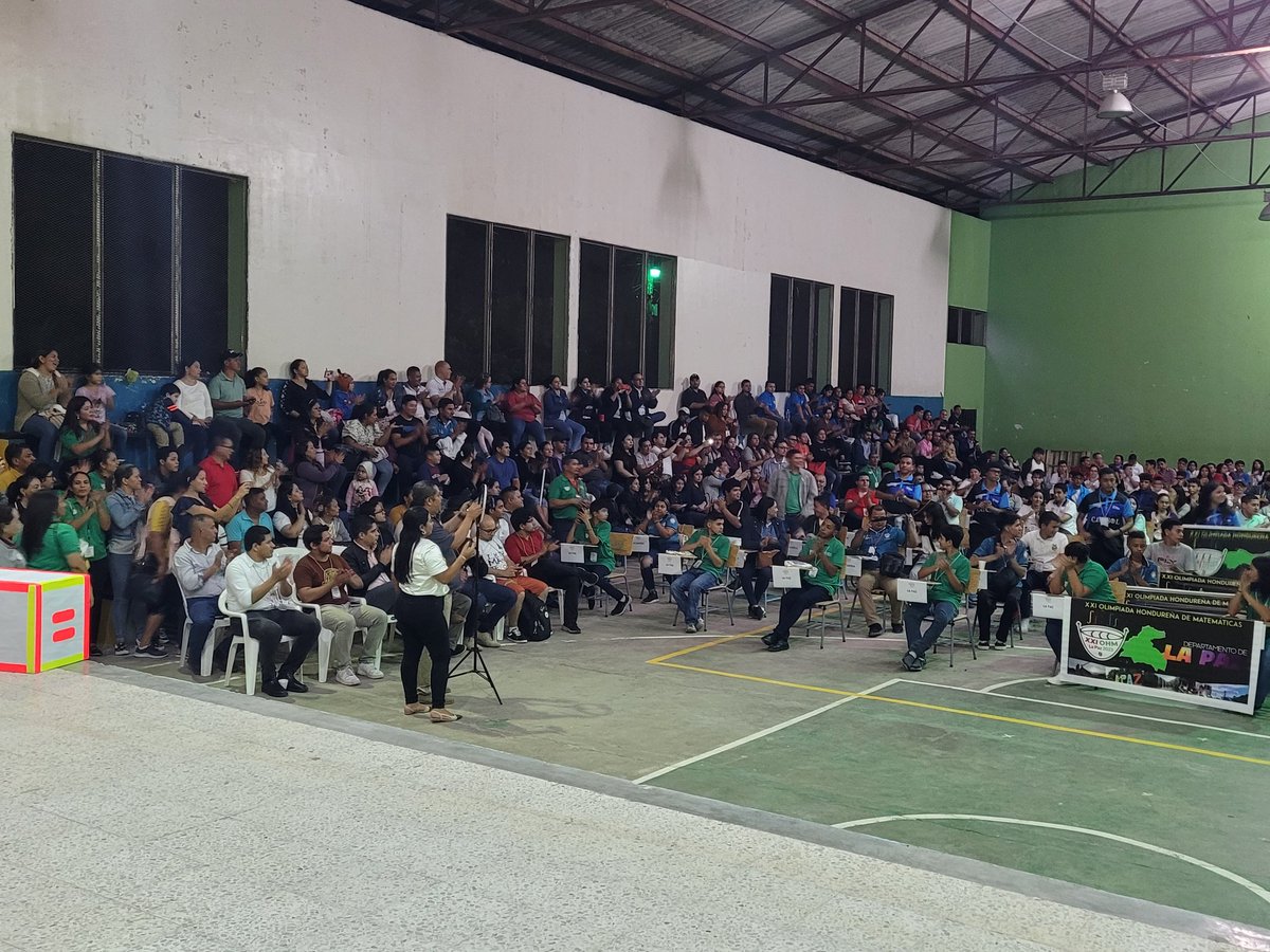 OHMHonduras's tweet photo. Este día se ha inaugurado la XXI Olimpiada Hondureña de Matemáticas en La Ciudad de La Paz.
144 estudiantes de los 18 departamentos del país, seguimos descubriendo talentos.
@larmandoramos https://t.co/6lE7VeOb2Z