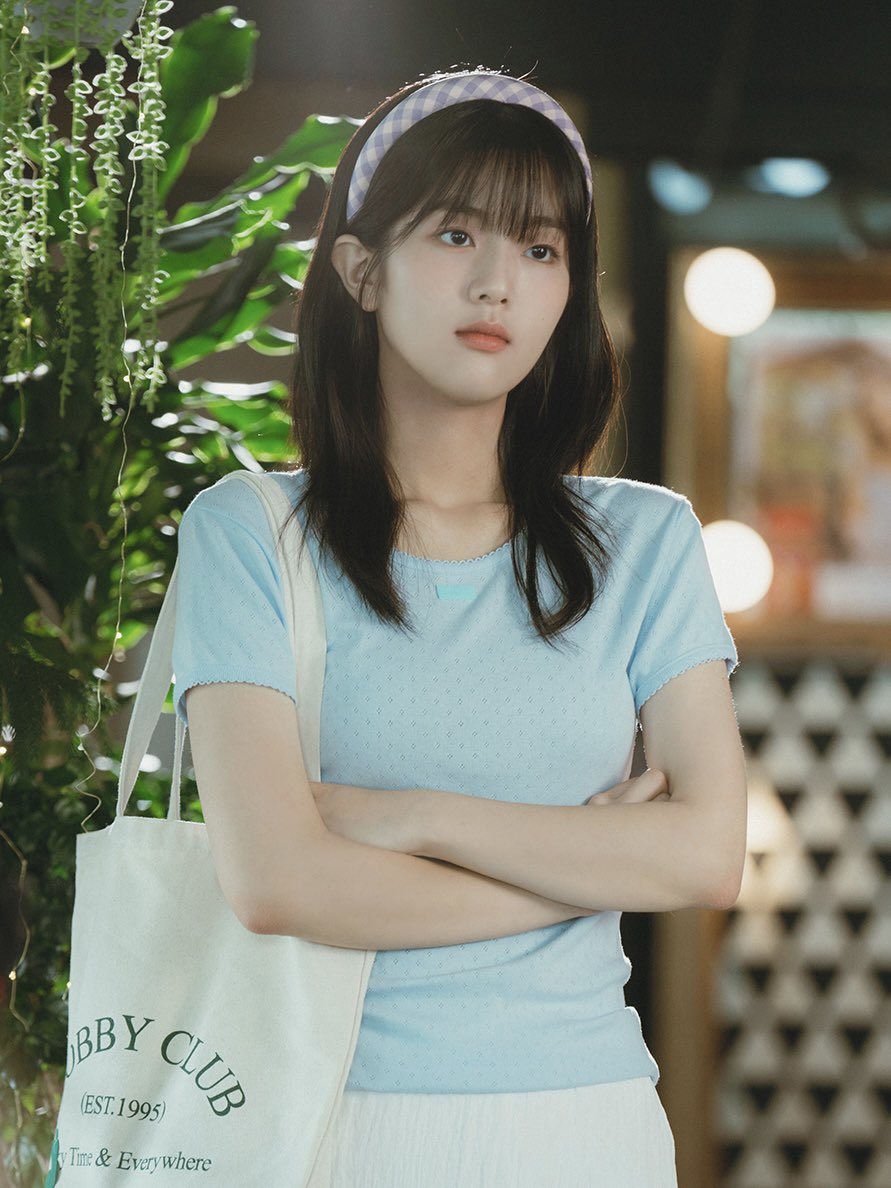1023film's tweet photo. college student cheongchan are so pretty 🙁💗 https://t.co/Ukc9l6XF9X