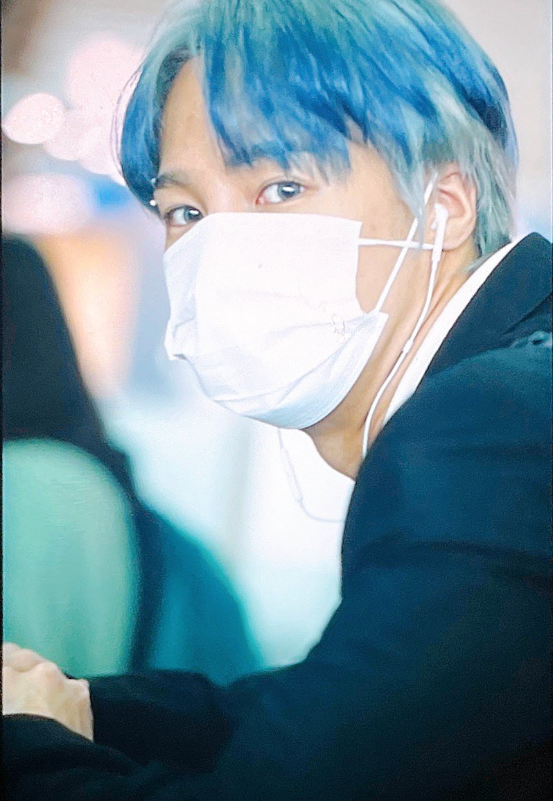 _LOVE_MOMENT's tweet photo. 231117 ICN 

. ᕱ⑅ᕱ
꒰ྀི σ̴̶̷̤ .̫ σ̴̶̷̤ ꒱ྀི   .oO
꒰১💙໒꒱

#VAV #브이에이브이 
#AYNO #에이노 #노윤호 https://t.co/bXrqD6ZLYP