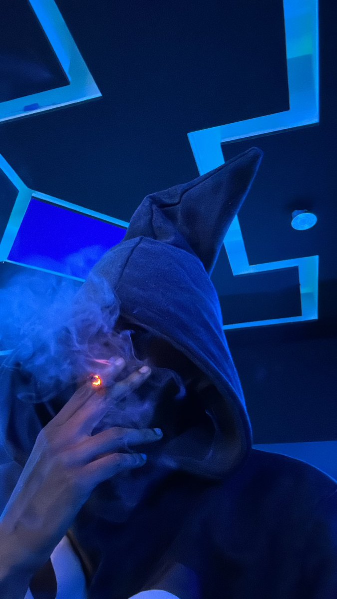 nh_tiny's tweet image. Wizards Of Waverly Place 💙💥💔