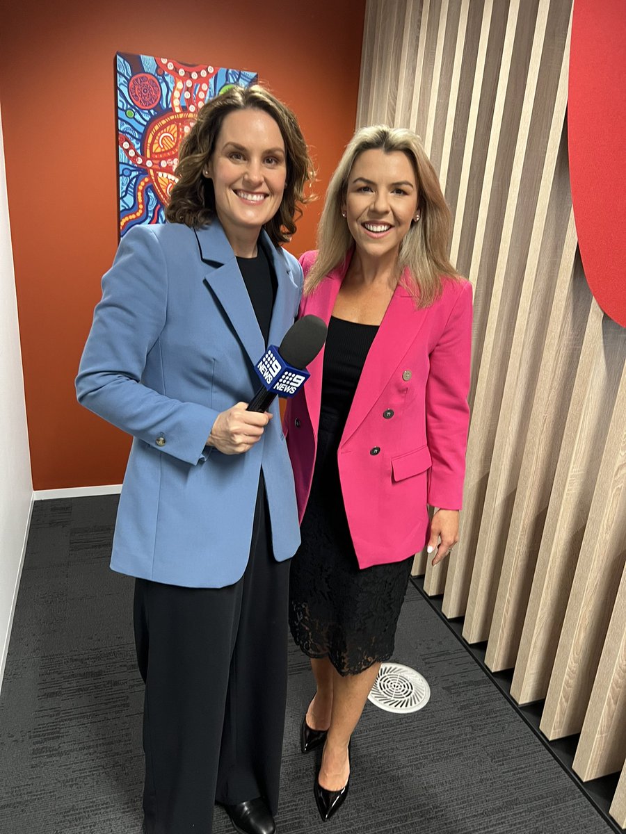 JemmaOHanlon's tweet photo. I love my job! I was first interviewed by @EmilyRice28 almost 10 years ago, and it’s always a pleasure to reconnect on important issues. Tune in to @9NewsAUS this Sunday for the story. @dietitiansaus https://t.co/BpNsvfdymj