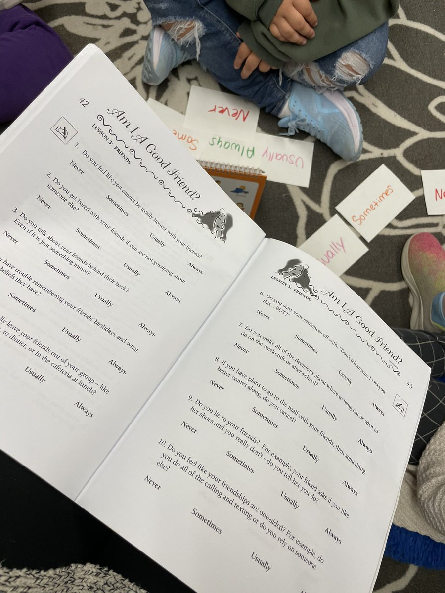 LRcounselors's tweet photo. Small group today ! Working on our friendship skills and positive affirmations! 🫶🏻@lloydroadschool https://t.co/ALYt9kD36C