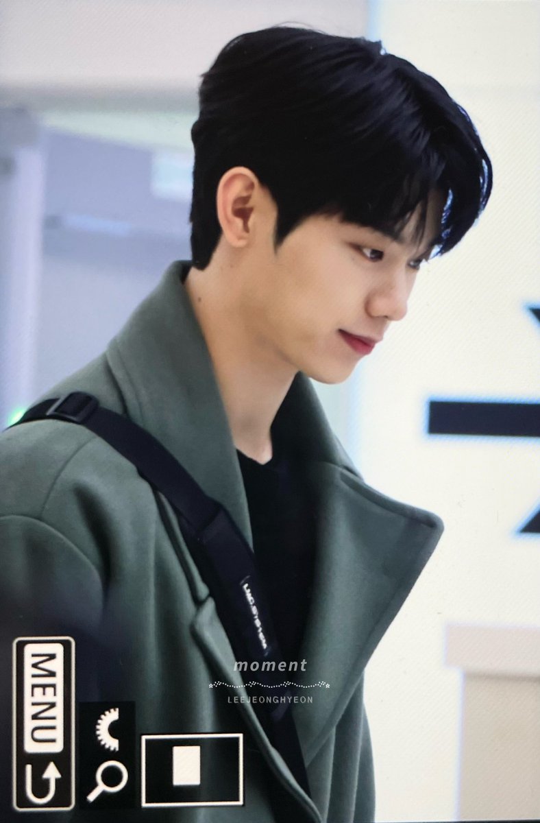 231117 HND
#이븐 #EVNNE 
#이정현 #LEEJEONGHYEON