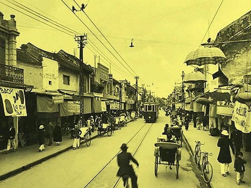 AnhPH889's tweet photo. Hanoi 100 years ago https://t.co/cL4hcsNdj1