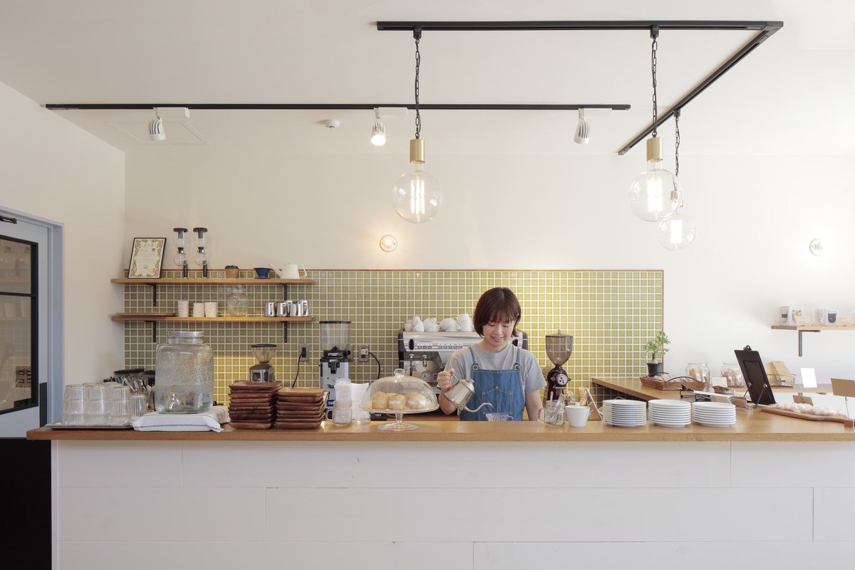 298CoffeeFes's tweet photo. Knot COFFEE
#knotcoffee
守谷市で2018年にオープンしたコーヒーショップです。自家焙煎のスペシャルティコーヒーと自家製のスイーツをメインに、『お客様にとって価値あるモノやコトを繋ぐ結び目になる』をコンセプトに、日々営業しています。

#つくばコーヒーフェスティバル2023 https://t.co/U6iIHTzHLn