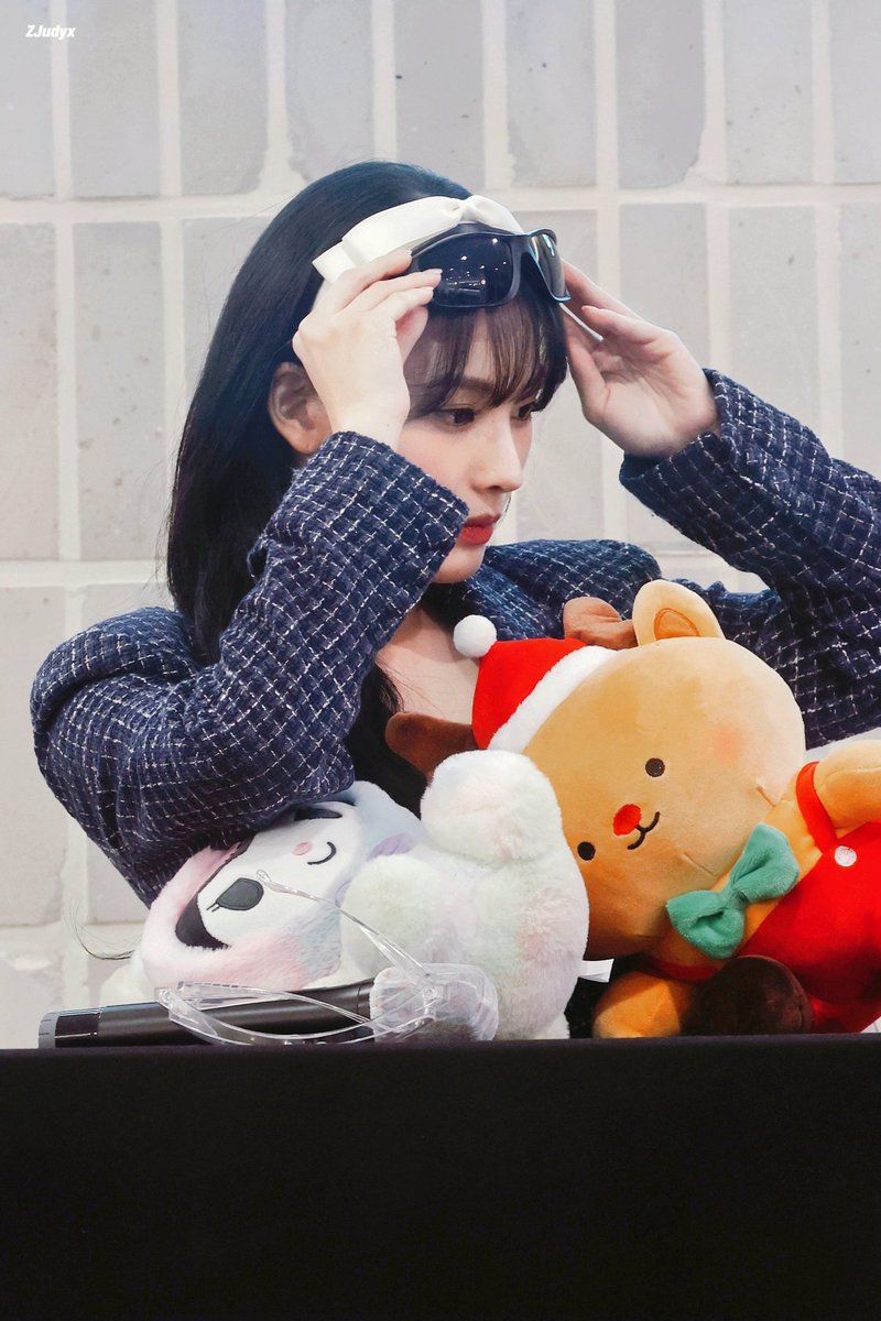 ZJudyx's tweet photo. 231116 HQ

#JINI #지니 https://t.co/Up5HcI48c6