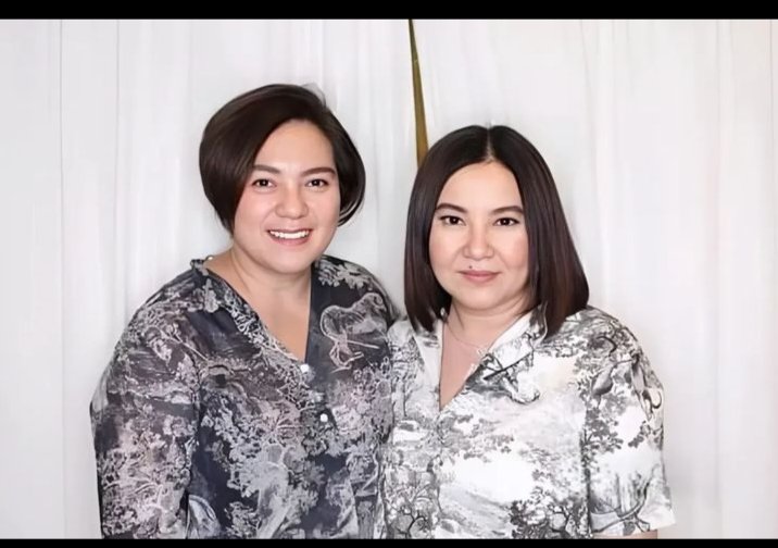 amerah401363's tweet photo. This is the Real example of Friendship💗
Love U 2
#msLt
#mssylvia
@LornaTolentinoF @sylviasanchez
#photonotmine https://t.co/JXbr23sisF
