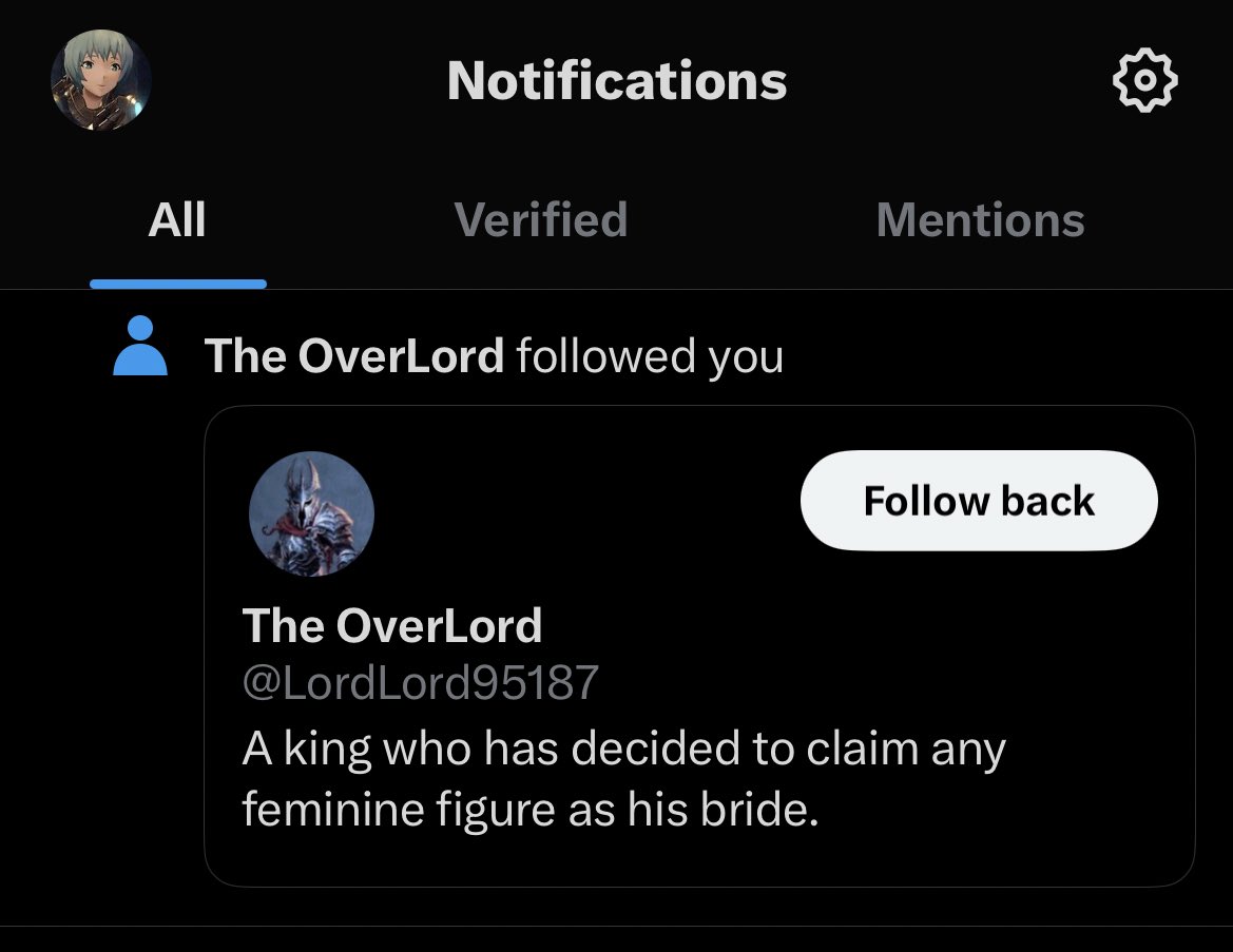 BookwormBlade's tweet image. //She’s made of paper