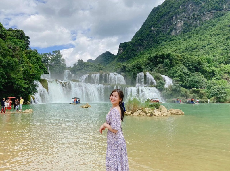 LongNguyen75622's tweet photo. Địa điểm du lịch Cao Bằng - Lạng Sơn 
*Động Hàm Hương và Hồ Thang Hen – nơi được mệnh danh là “Tuyệt Tình Cốc” của Cao Bằng.
*Địa điểm ngắm cảnh hoàng hôn tại Núi Mắt Thần (hay còn gọi là Núi Thủng)
Còn Tiếp 👇👇👇... https://t.co/cMQNUvYJU3