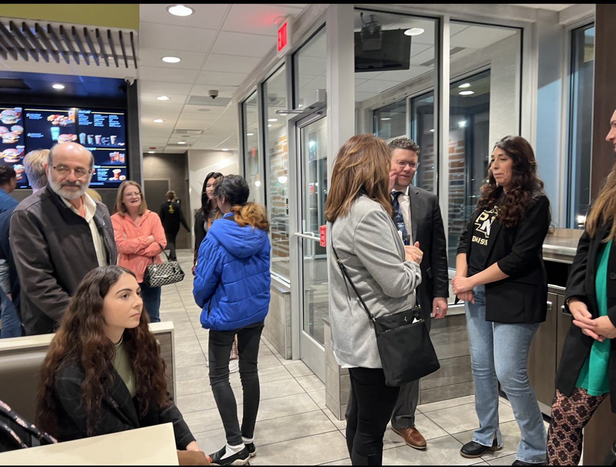 HTF394's tweet image. We celebrated the McDonald's Give Back Night on Wednesday, November 15, 2023 at the Lubeznik Family McDonalds Location (7420 Kennedy Ave, Hammond).  Ten percent of the proceeds earned that evening will be given to Scott Middle School.