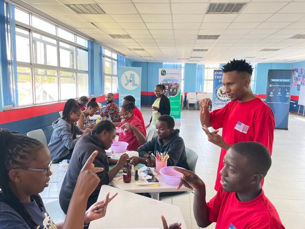 JackyWaiharo's tweet photo. Who said that persons with disabilities are limited??
Learning and mastering five different skills isn't easy but remember WE ARE OUR OWN LIMITS.@ECAatState
@TechCampGlobal @WashFellowship
@USEmbassyKenya
#TechCamp

#NextGenTechCampNairobi

#MyTechCampStory

#ExchangeAlumni https://t.co/4X9so8ROUS