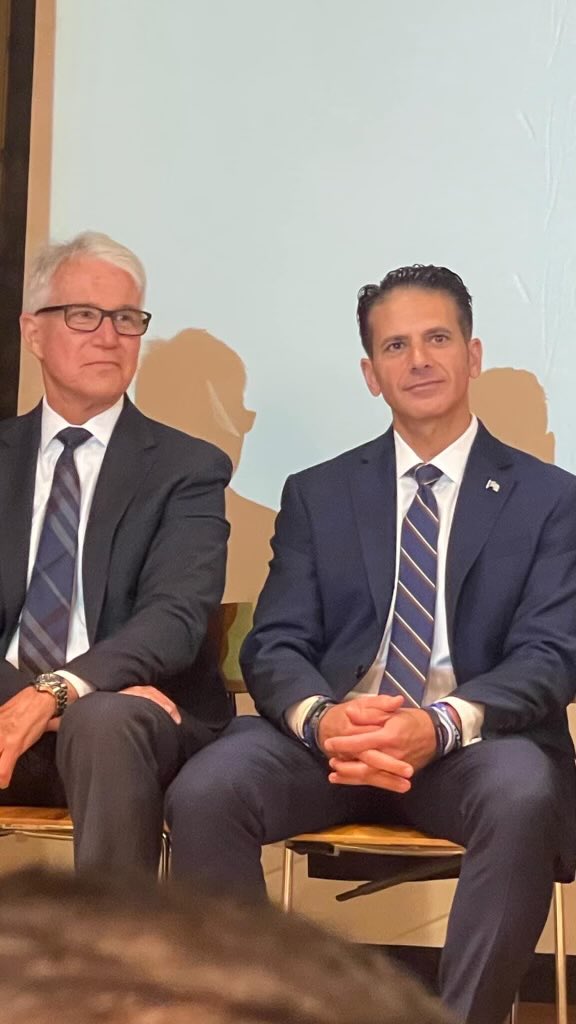 Justin Gordon tweet media