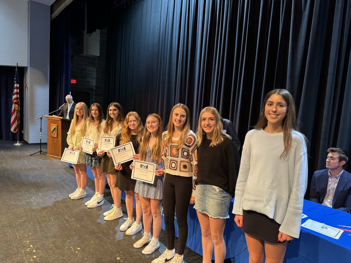 RobertDoughert5's tweet photo. Bay Fall Sports Banquet 2023 
@BayAthletics https://t.co/2EnreUIzdS