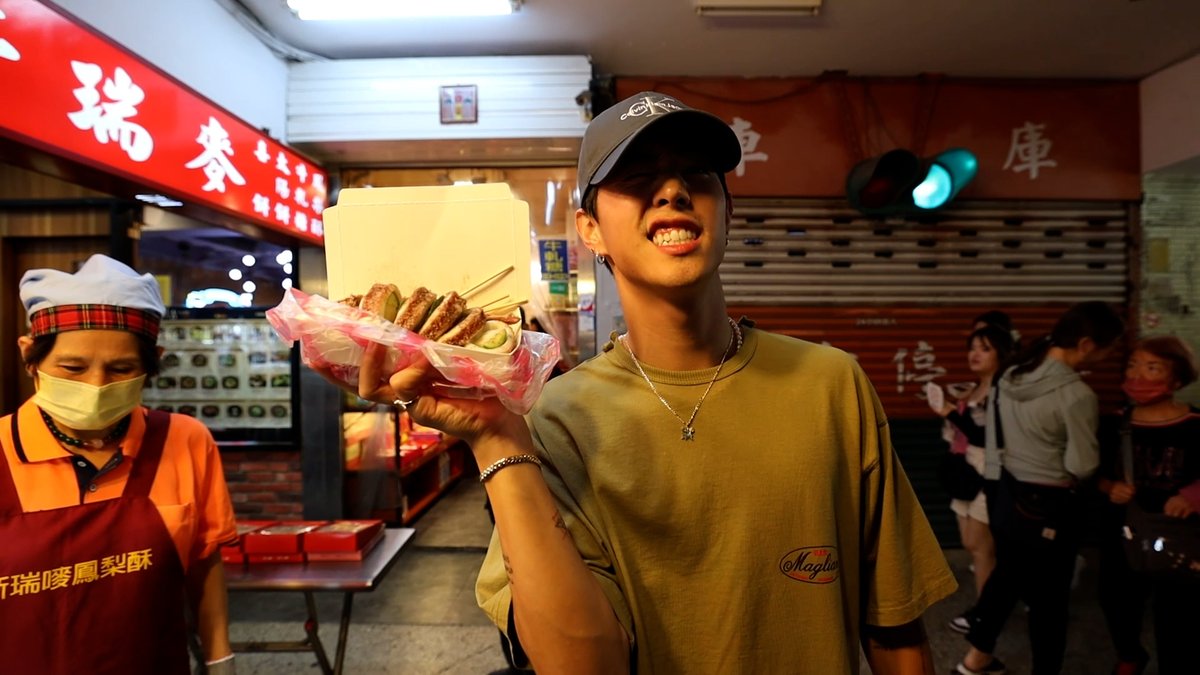 Mark Tuan Official tweet media