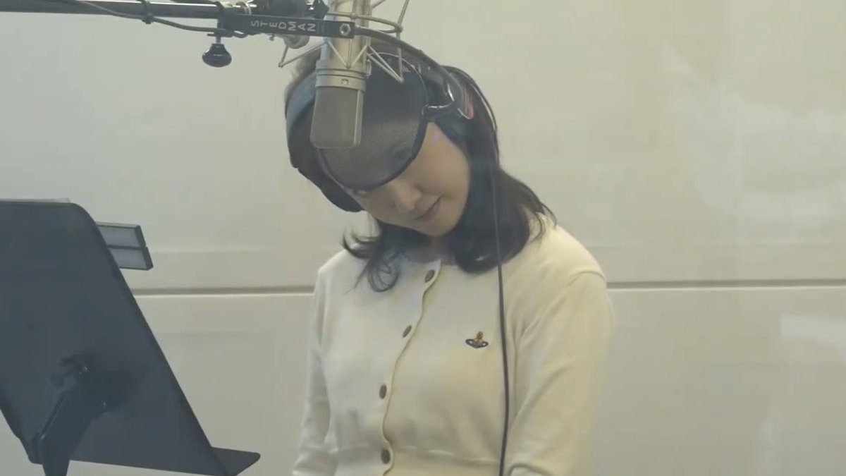 springdeer530's tweet photo. 녹음실 윤아 정말 소중해 🎙️🎧 https://t.co/bXfHtrVPFt