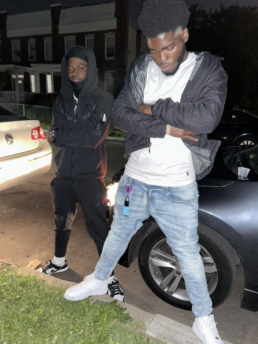 villageboyblac1's tweet photo. Shit don’t get no realer then us when it come to them 🤫 niggas ain’t iller then us #ButYouKnow https://t.co/C5XROtiqQ8