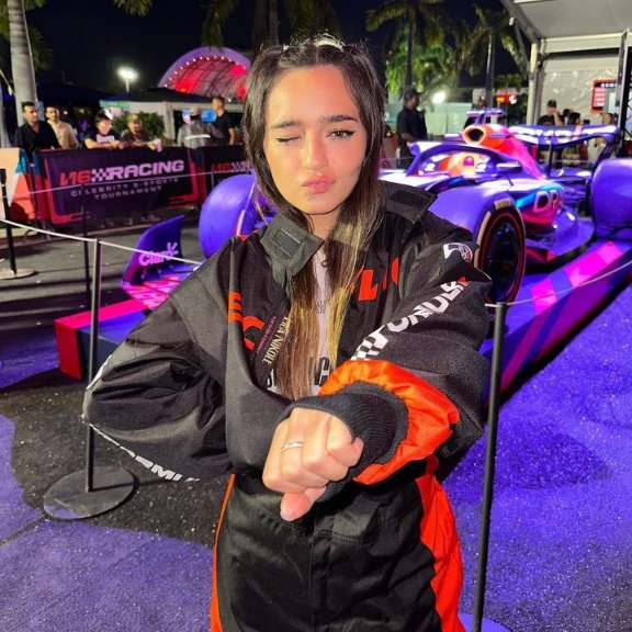 Cache_rsOOC's tweet image. Alguien haga un Ff de Calle y Poché en la Fórmula 1

Por favor.