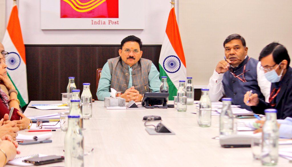 devusinh's tweet photo. The Hon’ble PM Shri @narendramodi ji has envisioned that every village should be provided with banking services. Under the direction of Hon’ble HM Shri @AmitShah ji, reviewed the progress of ‘Banking for all’ project of @IndiaPostOffice. 

I am happy to note that the project is progressing well.
