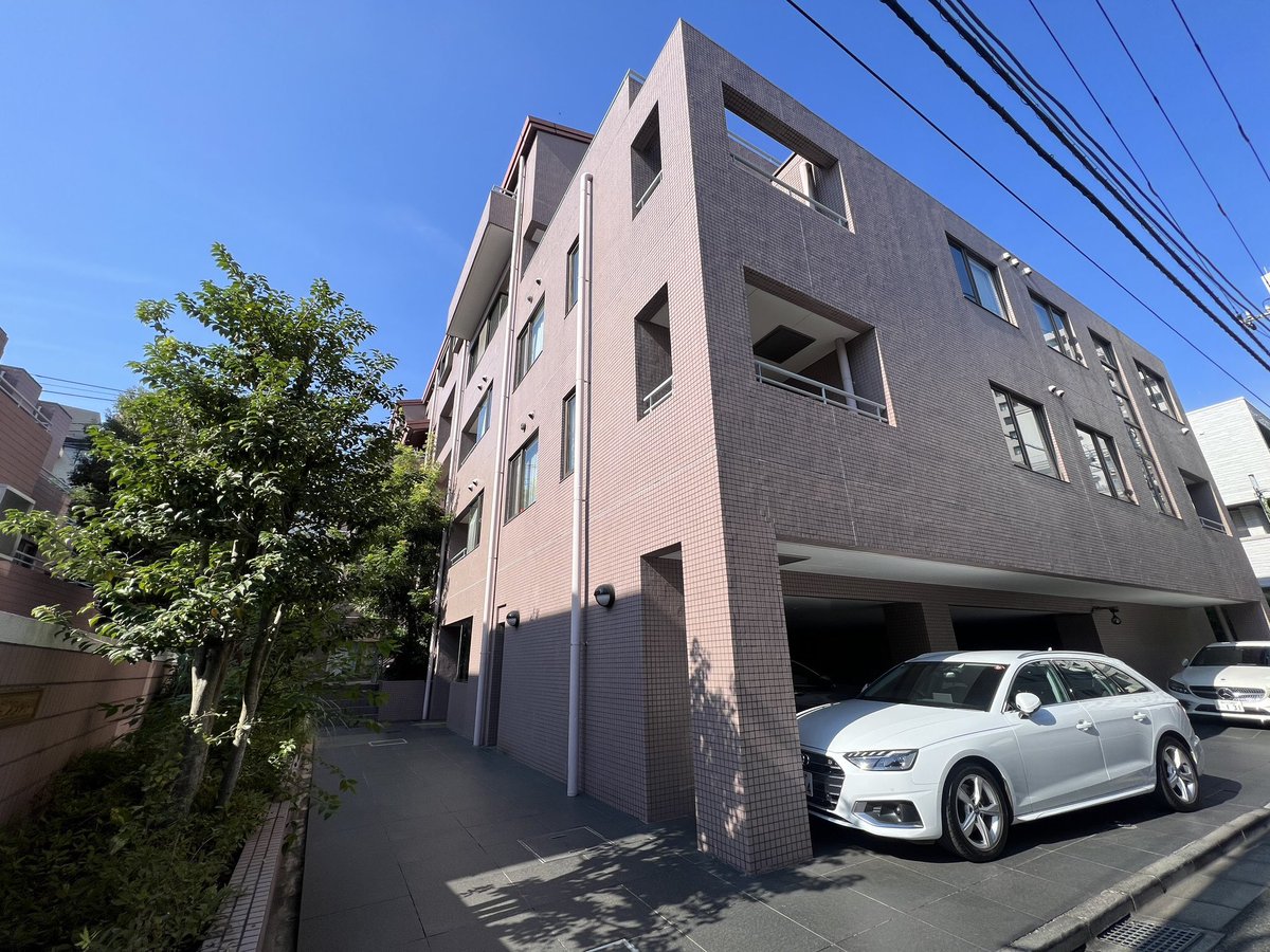 ログマンション 公開開始
高輪フラット2階
3LDK/119.94m²
東京都港区高輪４丁目19-7
ＪＲ山手線「品川」徒歩8分

logsuite.co.jp/logmansion/est…

#東京 #港区