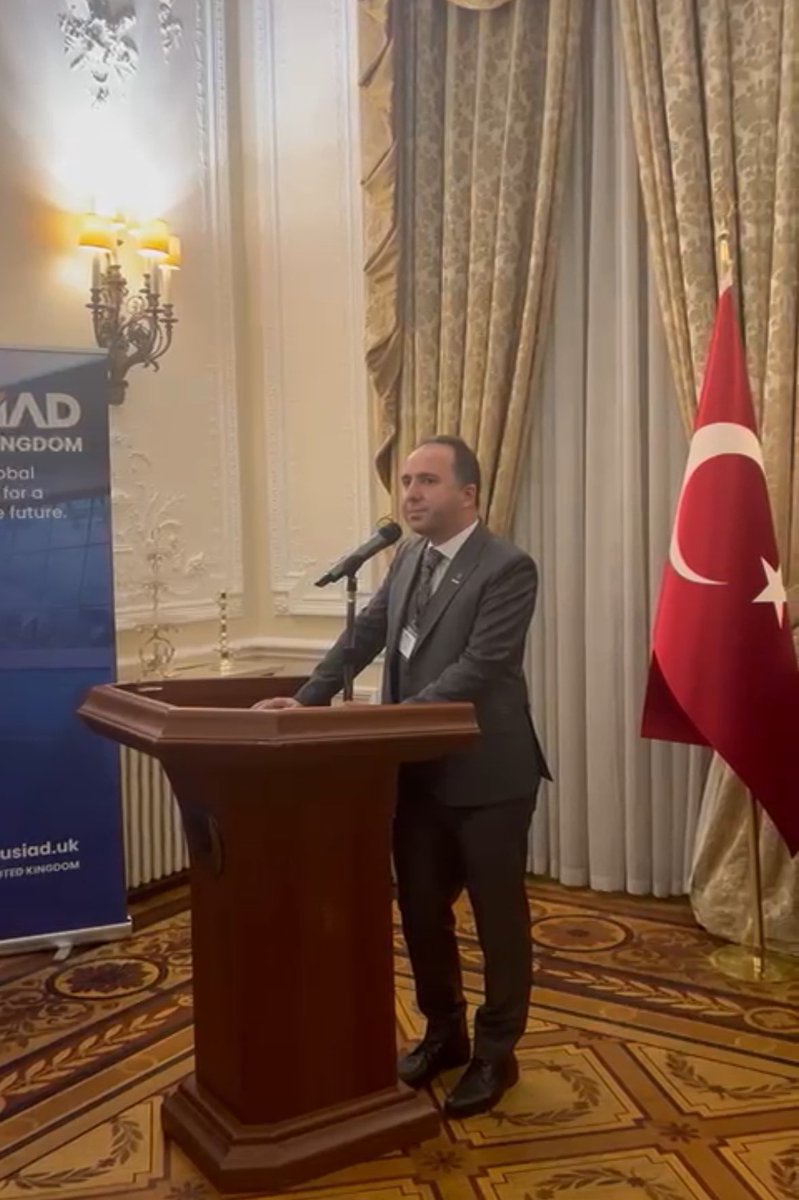 _selimsar_'s tweet photo. Türkiye Cumhuriyeti Büyükelçiliğimizin himayelerinde MÜSİAD UK ev sahipliğinde D-8 networking etkinliğimizi Londra’da gerçekleştirdik. İlgili ülke büyükelçileri, Türk ve İngiliz milletvekilleri, temsilcilerimiz ve yerli yabancı iş adamlarımızın katılımıyla ticaret konuştuk. https://t.co/P3tRo8QCp1