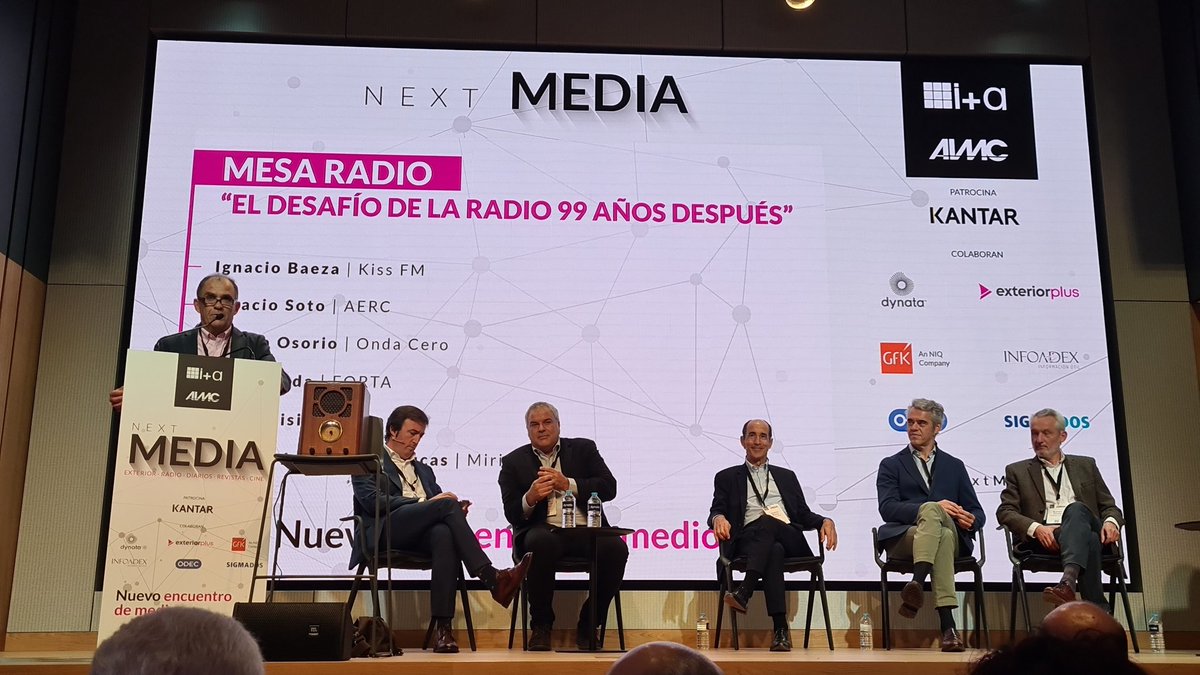 IMOPInsights's tweet photo. Comienza la primera  mesa de la segunda jornada de #NextMedia, con el recordatorio de Miguel Angel a una voz para siempre de la radio y de la historia de España: Pepe Domingo Castaño https://t.co/ZVFWgefaQ4