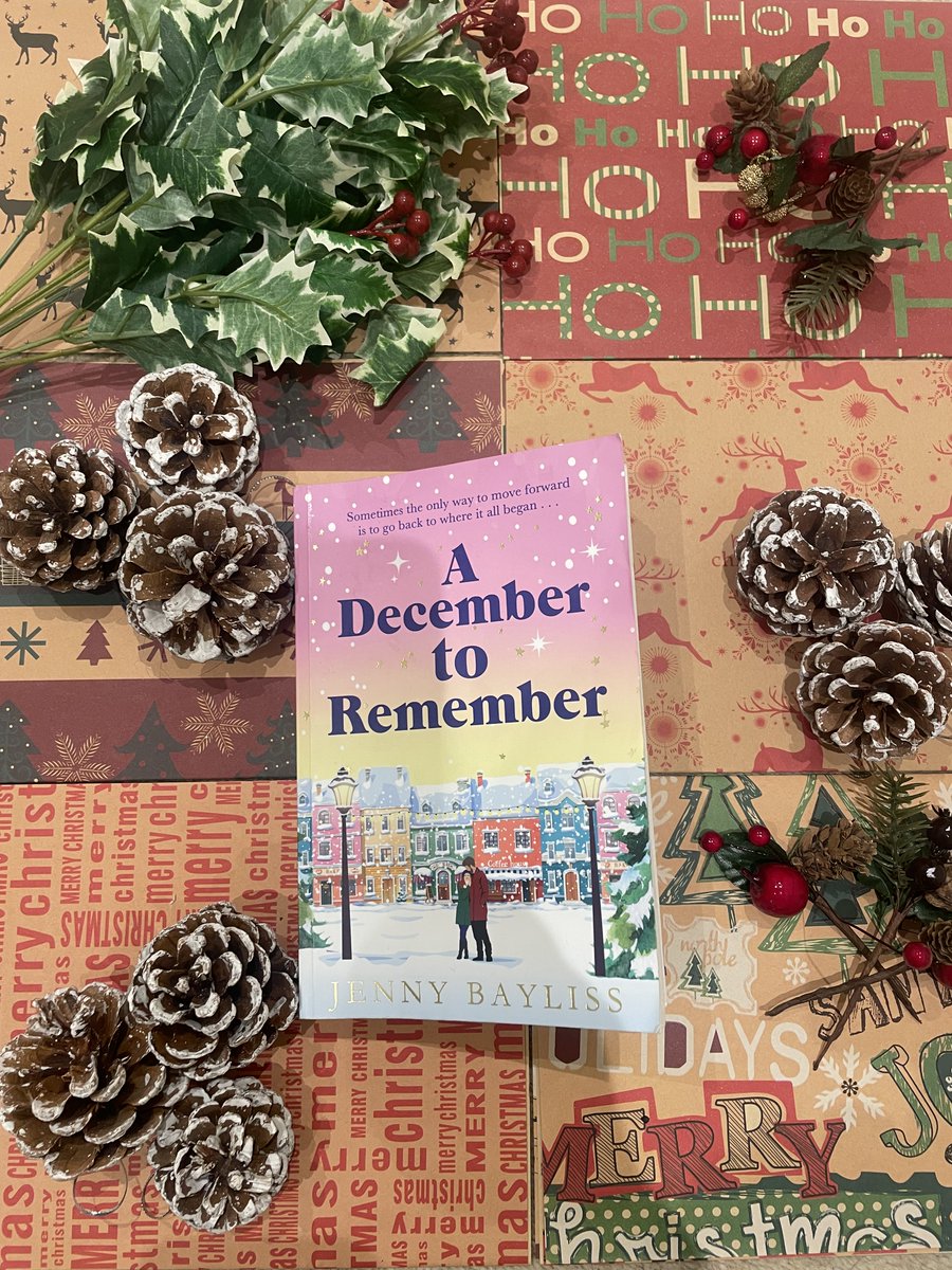 It's my turn on the #ADecembertoRemember #blogtour! It's the latest festive treat from @BaylissJenni & I loved its cosy vibes; a perfect antidote to these darker, wintry days🤗My review is up on Insta (link in bio). Thanks to @chlodavies97 for the ARC & my tour invite! #booktwt