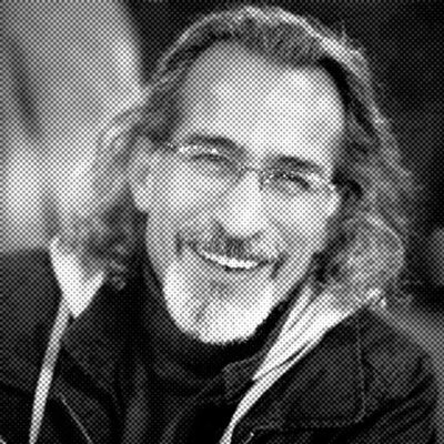 Berrin Bicek Öztürk ile Fadıl Öztürk gözaltına alındı

🔴 Şair ve yazar Fadıl Öztürk ile eşi Berrin Bicek Öztürk'ün gözaltına alındığı bildirildi. Evlerine yapılan polis baskınıyla gözaltına alınan çiftin İzmir TEM'e götürüldükleri belirtildi.