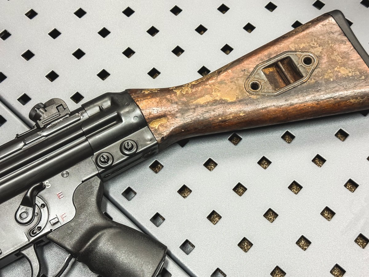 militaryshophtg's tweet image. LCT G3A2 電動ガン

ハンドガード/ストックは戦場で使い込まれた実銃のパーツから移植した希少性の高い商品です。

フルスチールとリアルウッドでリアリティー溢れる至高の電動ガン！いかがですか？？

商品ページこちら
hercules-gear.jp/shopdetail/000…

＃ミリタリーショップHTG
＃LCTAirsoft　
＃電動ガン