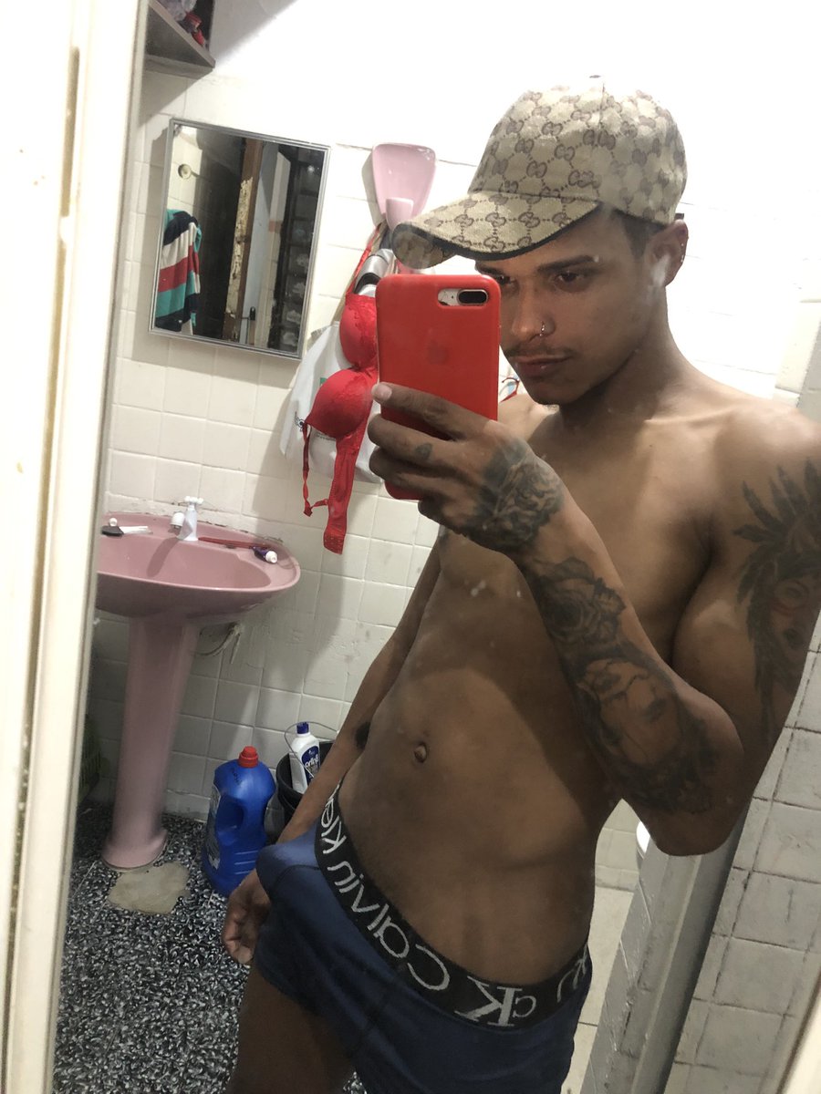BOM DIA 😈alguém pra me dá bom dia?😒