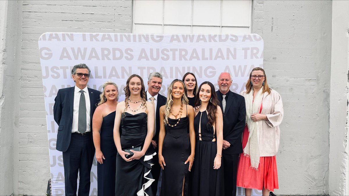 Fantastic to be at the Australian Training Awards in Hobart with Minister Whan and our fantastic NSW winners 🤞🤞🤞#ATA2023 ⁦@SteveWhan⁩