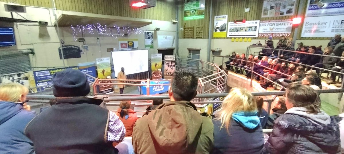 DrAwalfuseini's tweet photo. Our last Halal KE event of 2023 did not disappoint! Over the last 12 months, we have travelled the length and breadth of the country engaging hundreds of farmers and vets. Great e.g. collaboration of KE, MI and export teams at AHDB. @karl_p327 @RC_Insight @AHDB_BeefLamb @TheAHDB https://t.co/5VLxdEVegT