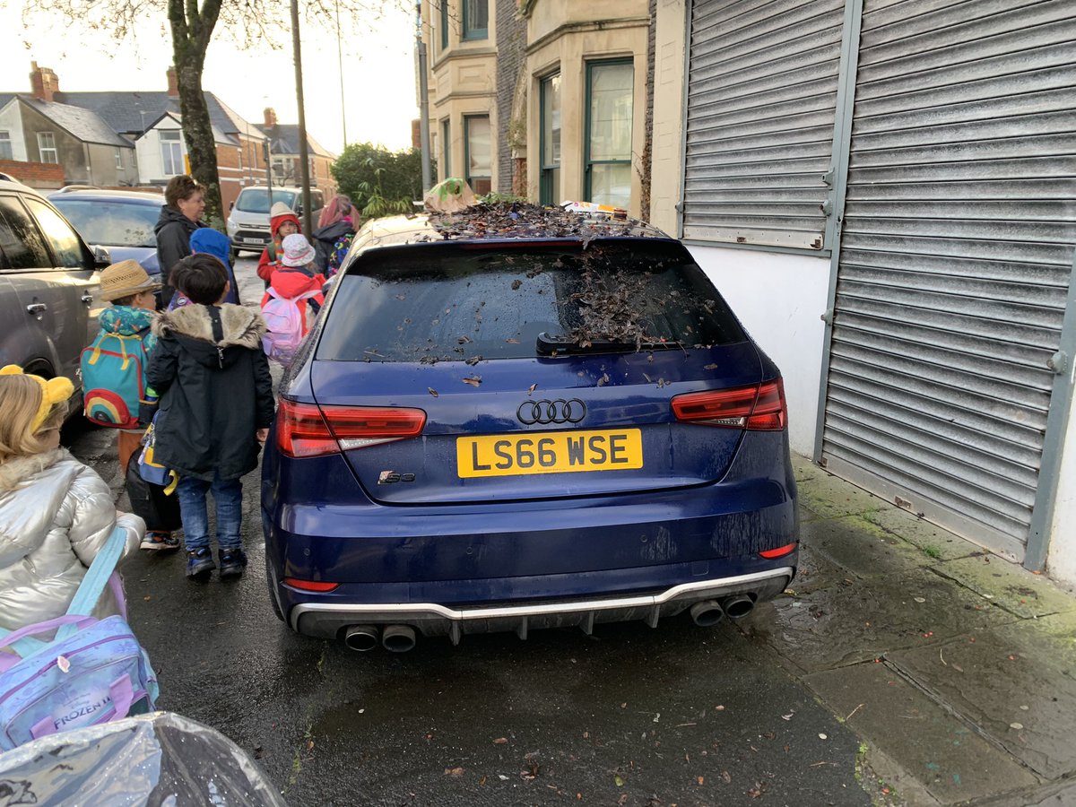 @SWPCardiff hi there can you please send someone to deal with this vehicle parked on the pavement. It’s obstructing school children trying to get to school. Pen-y-wain rd by Roath park primary. Many thanks