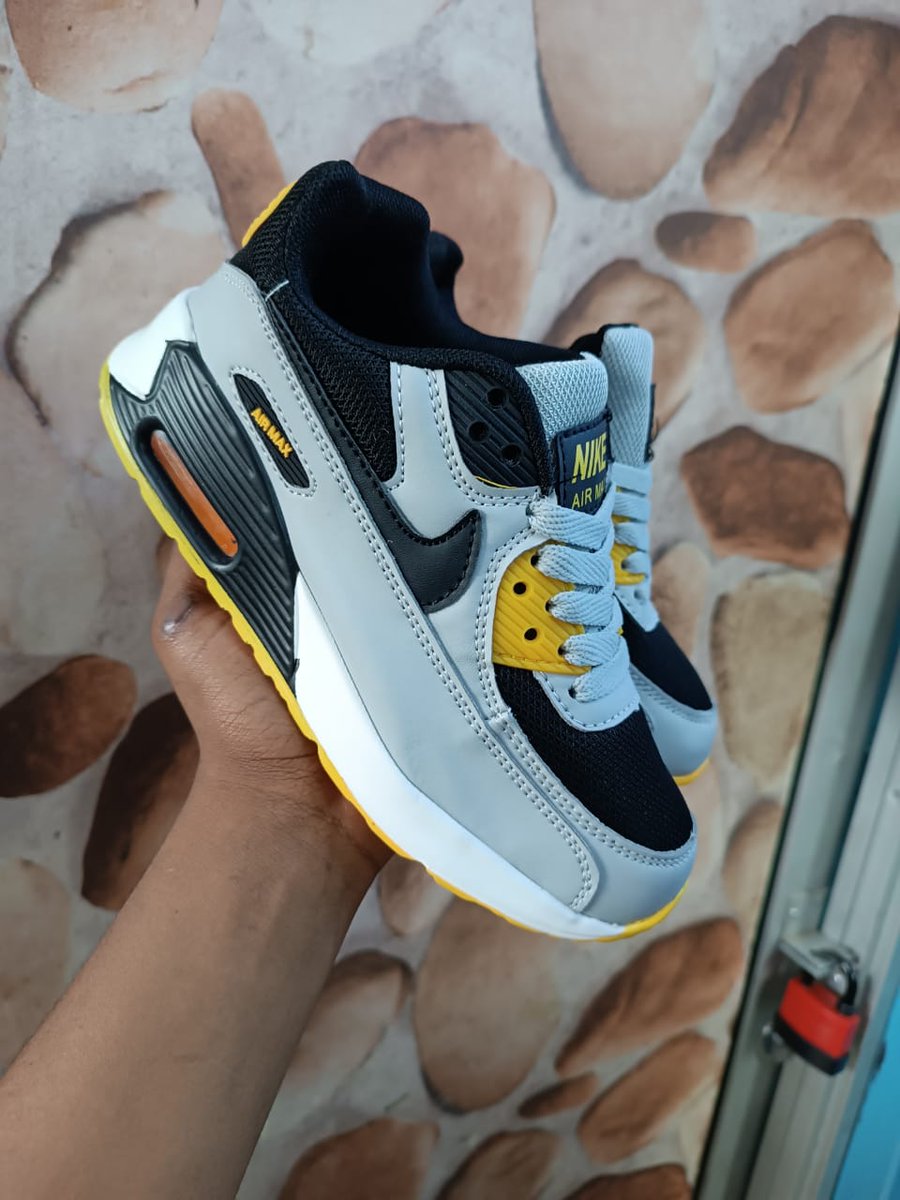 NairobiFootHub's tweet photo. OFFERS OFFERS!!
📌 Kids Airmax 90
📌 Sizes 31-36
📌 KES. 3,000
☎️/ 0722152443.

Countrywide delivery within 48hrs. Free delivery in CBD

Ruto Jacob Juma Raila Exposed Olunga #AlusaWhyAreYouTopless Cs Kithure Eurobond Diddy G2G Mombasa Thika #AzimioRegrets Nick Mwendwa BE Energy https://t.co/Cieno5IgAI