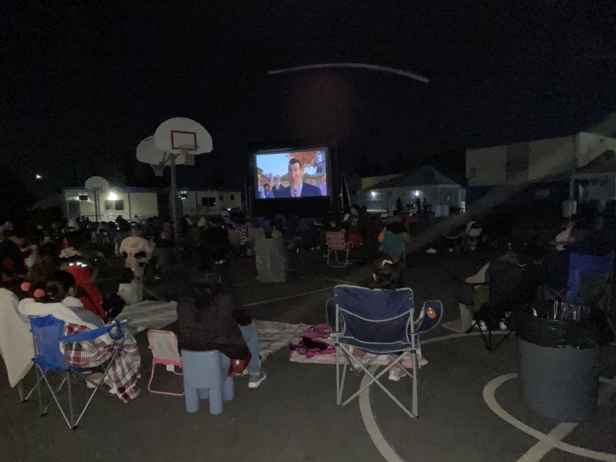 What fun we had at movie night! Thank you Dr. Mitchel and Mrs. Saddi for presenting on the RUSD Promise to Students and Mental Health resources we offer at Jellick and throughout Rowland Unified ⁦@RowlandSchools⁩ ⁦@_JulieMitchell_⁩ #WeAreRUSD