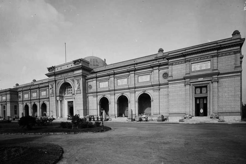 Bennu's tweet photo. The Egyptian Museum in Tahrir marks its 121st anniversary with the “Antiquities from Giza to Tahrir” exhibition and cultural activities.  https://t.co/BSmW1KzdOX https://t.co/hz3f1nUR82