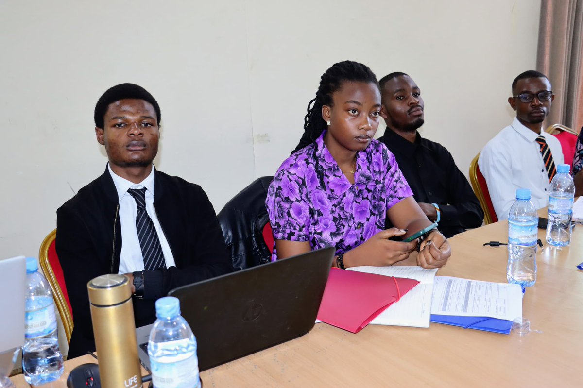 UmandeClemence's tweet photo. Dialogue politique interprovincial du 13 au 14 novembre ayant réuni les autorités provinciales, députés et acteurs politiques du Nord et Sud-Kivu, sur les questions relatives aux élections de @PoleInstitute @Arielshabani @ShunguApoline @HubertMasomeko https://t.co/ZftNw4yILr