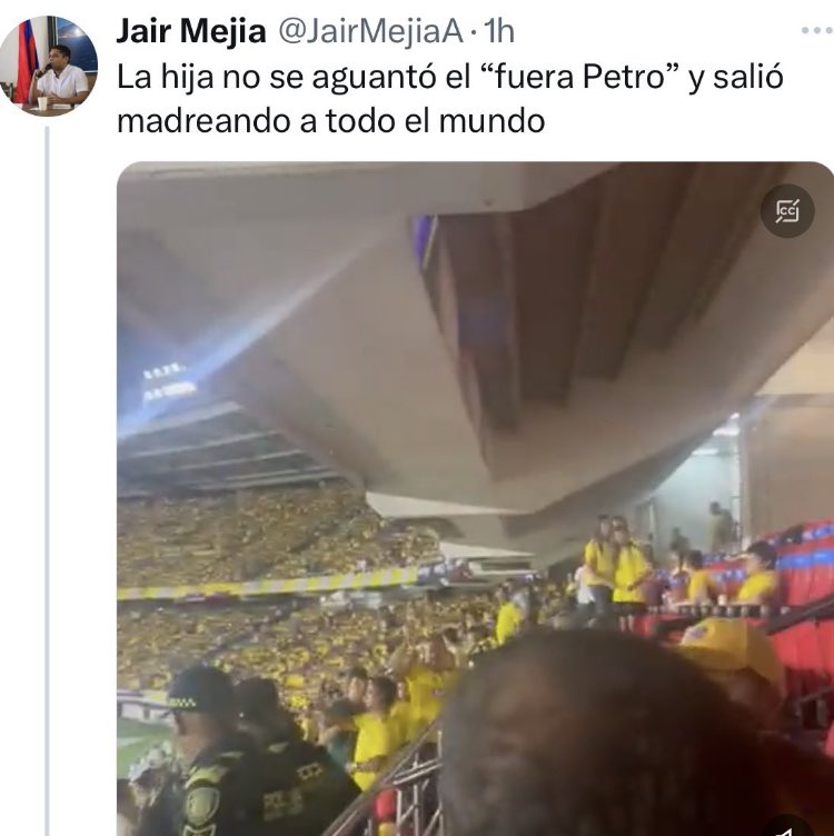 nometiente2's tweet image. El que difundió el vídeo de Antonella muy feliz porque la matonearon en grupo, es un borracho de @CeDemocratico... Como cosa rara.