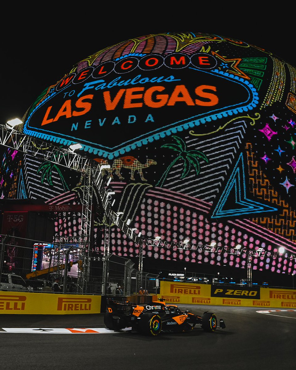 McLarenF1's tweet photo. Can't believe this is a real image... 🤯

LAS VEGAS, BABY!

#LasVegasGP https://t.co/gXbAMqeNJ6