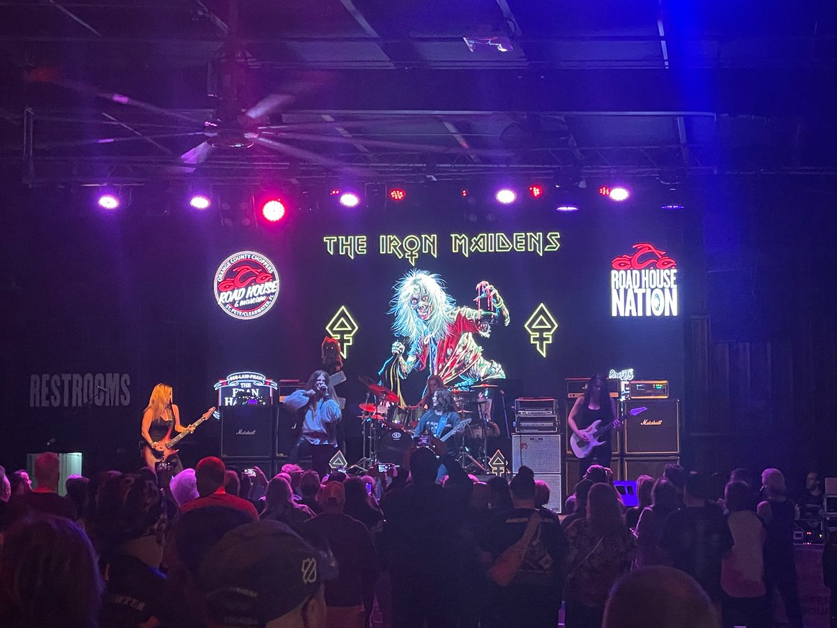 @TheIronMaidens killed it tonight at the @occroadhouse with @LILIACBAND to open up the #stpetebikefest

Finally got to see both of these bands!!