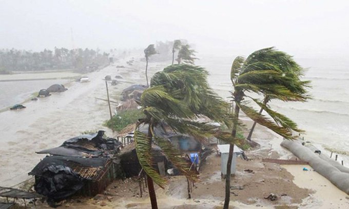 ৭ নম্বর বিপৎসংকেত, সন্ধ্যার মধ্যে আঘাত হানতে পারে ঘূর্ণিঝড় মিধিলি