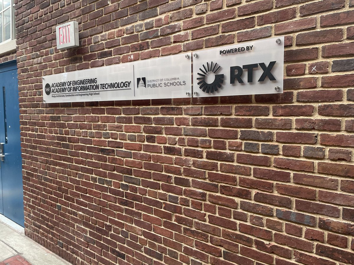 Many thanks to <a href="/JulianZottl/">Julian Zottl</a> for sharing his personal career journey and industry insights with <a href="/GoDCPhelpsHS/">PhelpsACE</a> students. <a href="/RaytheonTech/">RTX</a> <a href="/dcpublicschools/">DC Public Schools</a> <a href="/NAFCareerAcads/">NAF</a> <a href="/dcpscte/">DCPSCTE</a>