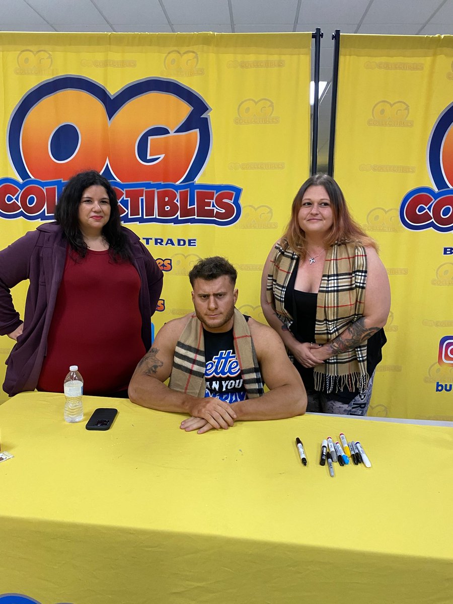 Yup he’s our scumbag 😅😁 Thanks @The_MJF for the pic today!