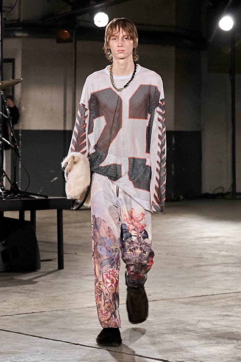 naaoooさま　ドリスヴァンノッテン　ダウン　ベスト　薄地 ドリス ヴァン ノッテン（DRIES VAN NOTEN）2024-25秋冬コレクション