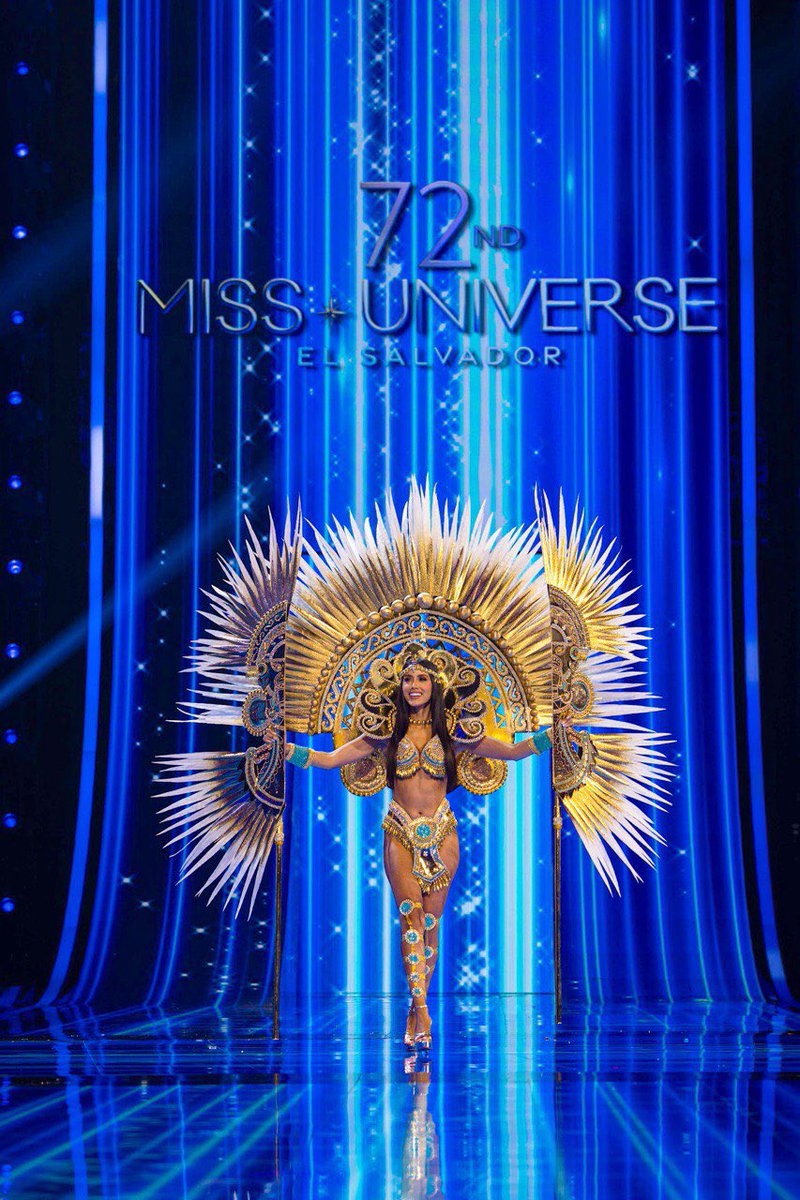 🇵🇪Miss Perú 2023, Camila Namie Escribens, retrató la diversidad ecológica y la historia ancestral de su país,  a través de cada elemento de su #NationalCostume.

#72MISSUNIVERSE #72ndMISSUNIVERSE