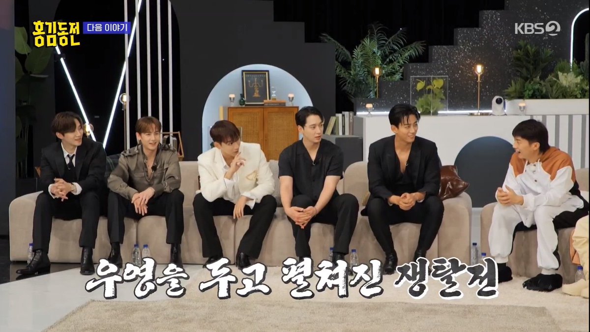 AnuDrgnwv48's tweet photo. When the happy content makes you sad because you don't know when we'll get more 😭
#2PM #2PM_WorldTour #2PM_Comeback https://t.co/AlmfUlvQB4